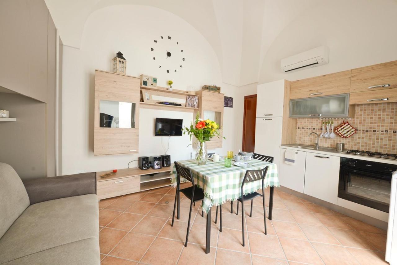 דירות אוסטוני Casa Victoria מראה חיצוני תמונה