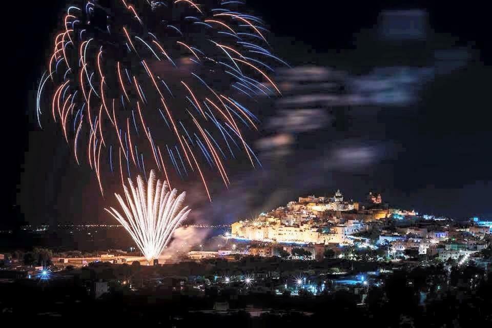 דירות אוסטוני Casa Victoria מראה חיצוני תמונה